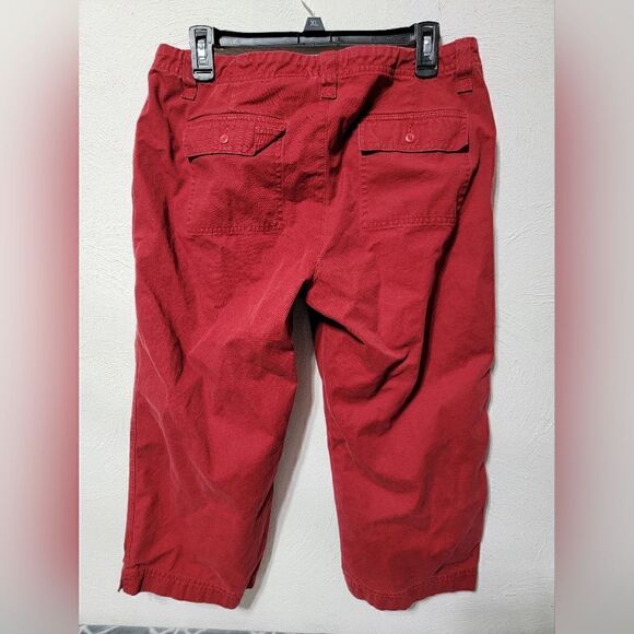 Woman's 12P Eddie Bauer Vashon Fit Capris #103 - Picture 2 of 4